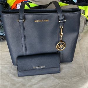 Blue mk totes with wallet